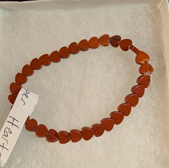 Red Jasper Heart Stretch Bracelet - Picture 2 of 2